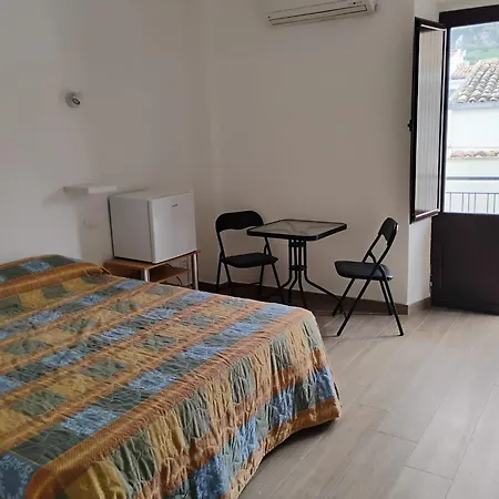 Dentro - Gasthof 3*